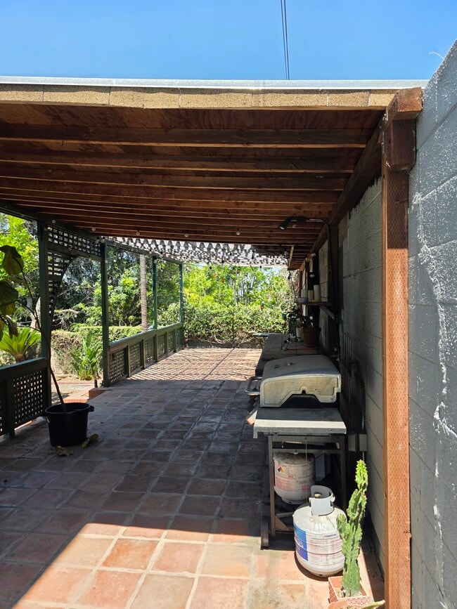 1647 Angelus Ave, Unit 1647 Angelus Ave in Los Angeles, CA - Building Photo - Building Photo