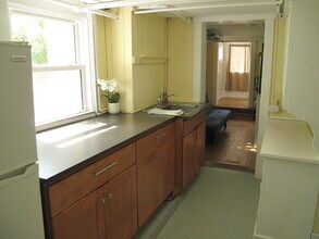 311 Dryden Rd, Unit 2 in Ithaca, NY - Foto de edificio - Building Photo