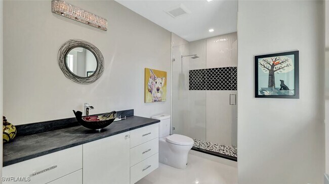 739 5th Ave N in Naples, FL - Building Photo - Building Photo