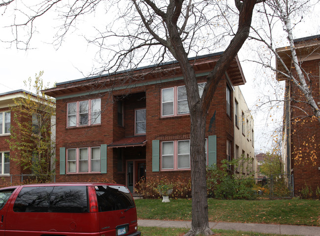 3741 Harriet Ave S in Minneapolis, MN - Building Photo - Building Photo