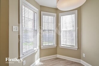 8682 Valmont Cir in Memphis, TN - Foto de edificio - Building Photo