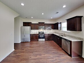 345 Sea Biscuit Dr in Gallatin, TN - Building Photo - Building Photo