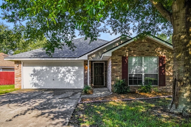 property at 2847 Cross Creek Dr