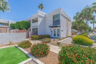 Revival Midtown NEW in Phoenix, AZ - Foto de edificio - Building Photo