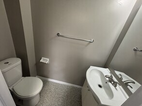 457 Albert St in Waterloo, ON - Building Photo - Building Photo