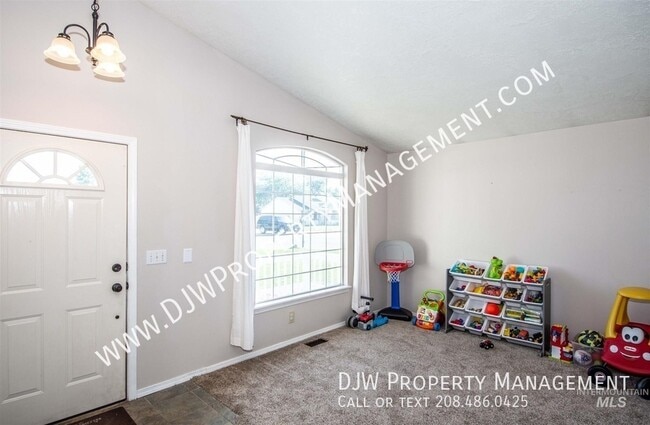 11219 W Abram Dr in Boise, ID - Building Photo - Building Photo