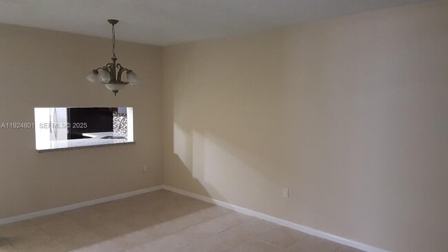 15969 NW 64th Ave in Hialeah, FL - Building Photo - Building Photo