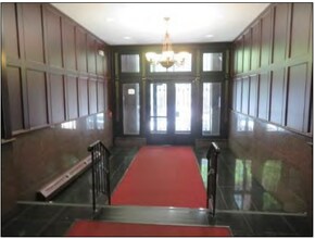 300 Adams St, Unit 502 in Hoboken, NJ - Building Photo - Building Photo