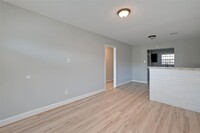 5121 Peachtree St photo'