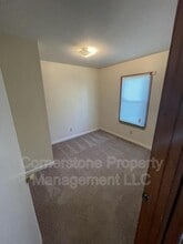 8300 Center Dr in De Soto, KS - Building Photo - Building Photo