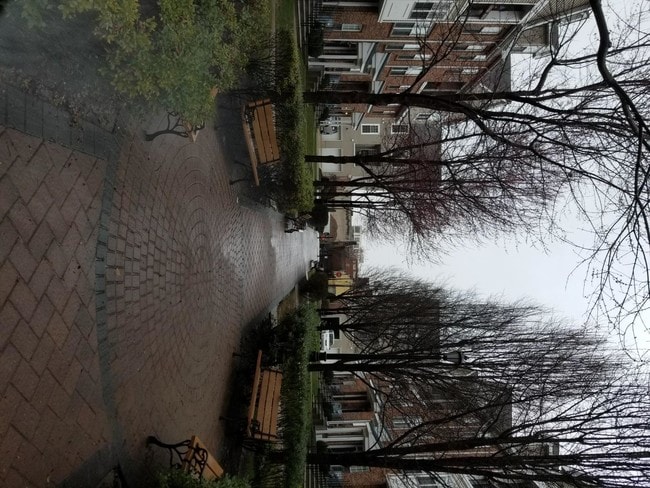 property at 33 Brewerytown Ct