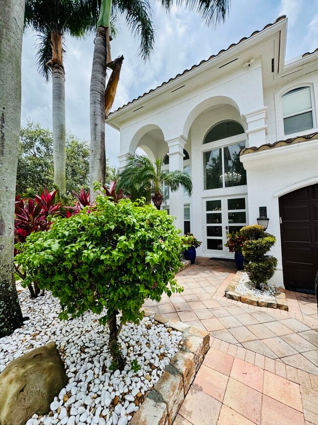 11030 Misty Ridge Way in Boynton Beach, FL - Foto de edificio - Building Photo