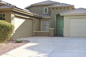 17839 W Crocus Dr in Surprise, AZ - Building Photo - Building Photo