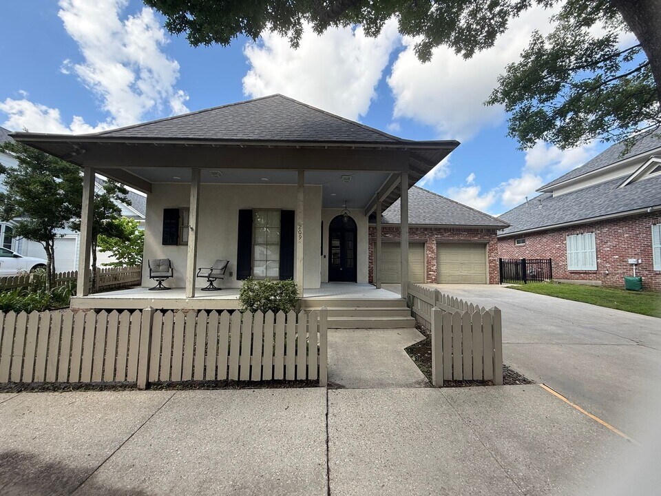 209 Worth Ave in Lafayette, LA - Building Photo