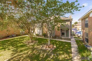 212 Antrim Dr in Baton Rouge, LA - Building Photo