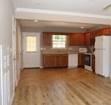 1968 Maple St NE in Cleveland, TN - Building Photo