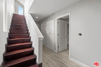 1744 10th St in Santa Monica, CA - Building Photo - Building Photo