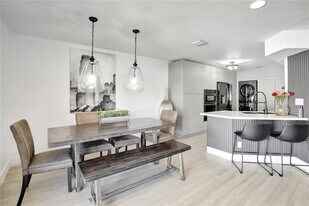 5326 SW 126th Ave in Miramar, FL - Building Photo