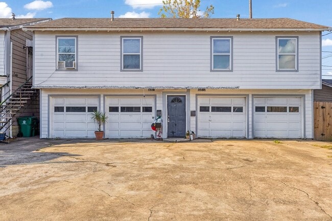 property at 8451 1/2 Howard Dr