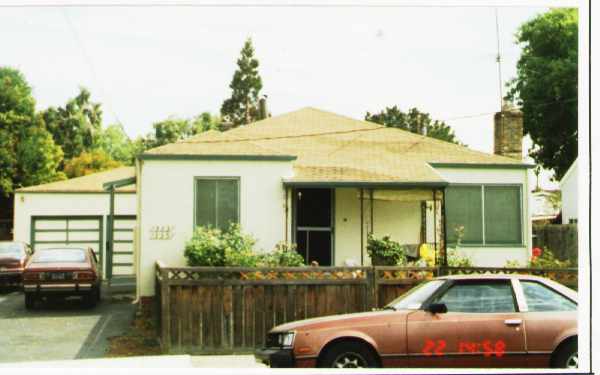 333-335 Redwood Ave in Redwood City, CA - Building Photo - Building Photo