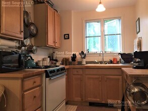 79 A Tremont St, Unit 2 in Cambridge, MA - Building Photo - Building Photo