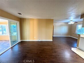 18393 Catalpa St in Hesperia, CA - Building Photo - Building Photo