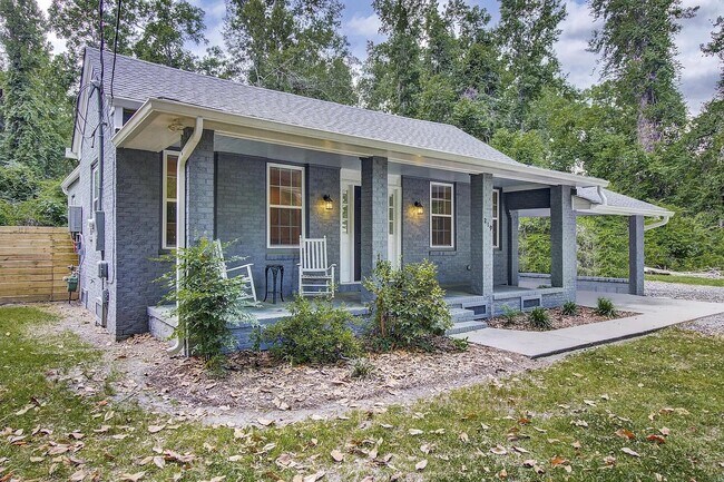 219 County Rd S-18-342 in Summerville, SC - Building Photo - Building Photo