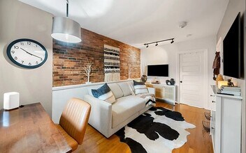 9 Hancock St, Unit 5R in Boston, MA - Foto de edificio - Building Photo