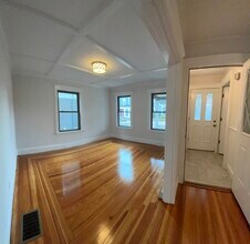 76 Atlantic St in Winthrop, MA - Building Photo - Building Photo