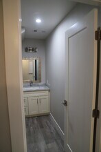 3225 Clayton Rd, Unit B in Concord, CA - Building Photo - Building Photo