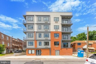 401 E Walnut Ln in Philadelphia, PA - Building Photo - Building Photo