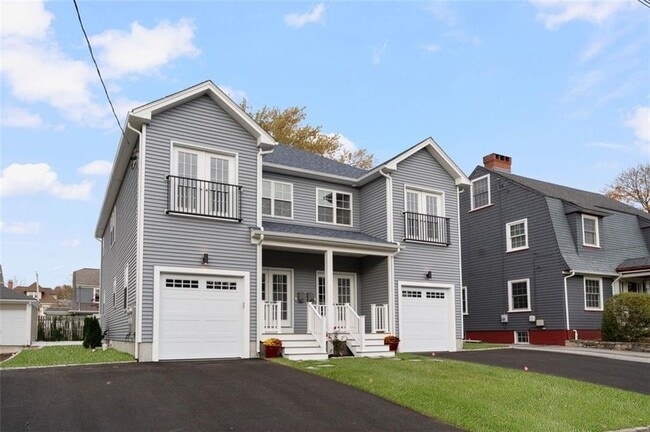 45 Windsor Rd in Cranston, RI - Building Photo - Building Photo