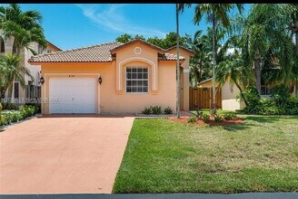 8766 SW 213th Terrace in Cutler Bay, FL - Building Photo - Building Photo