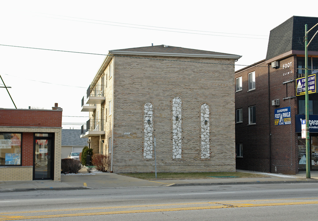 6035 S Archer Ave in Chicago, IL - Building Photo