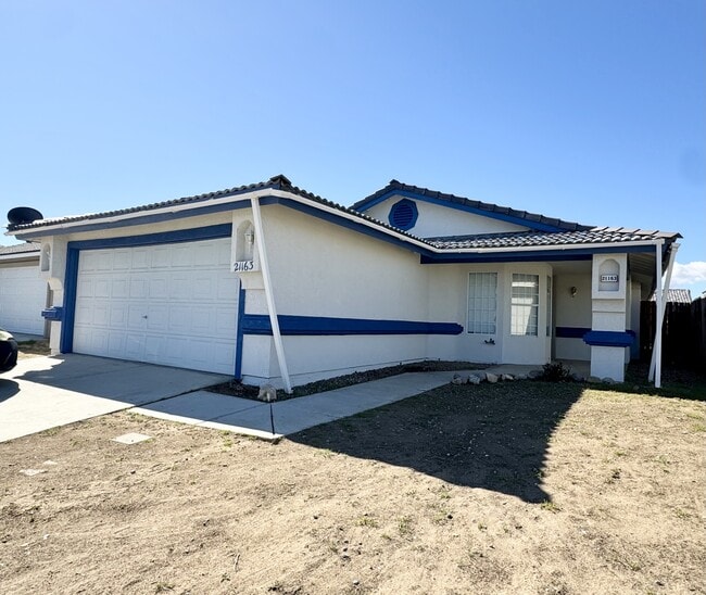 property at 21163 Conklin Blvd