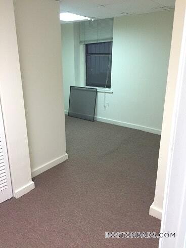 475 Commonwealth Ave in Boston, MA - Building Photo - Building Photo