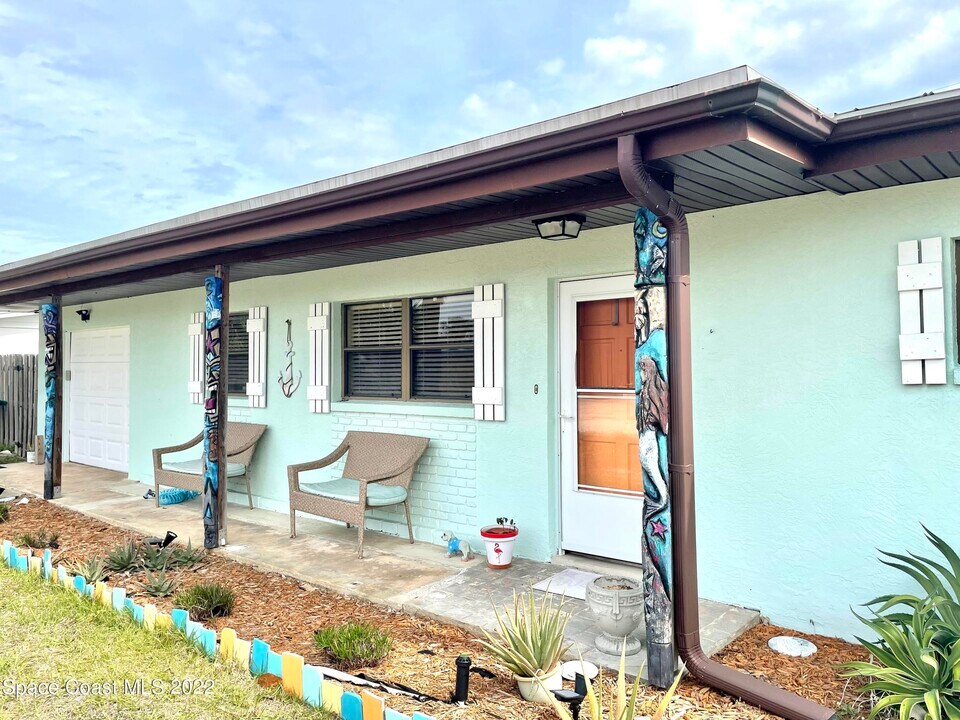 225 Magnolia St in Satellite Beach, FL - Building Photo