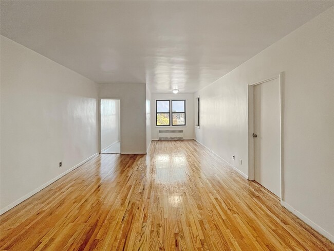 3130 Grand Concourse in Bronx, NY - Building Photo - Building Photo