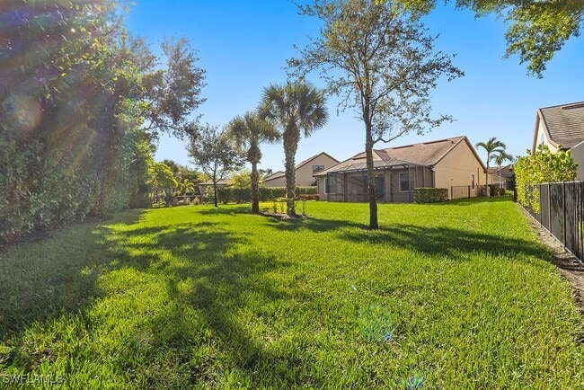 property at 16133 Camden Lakes Cir