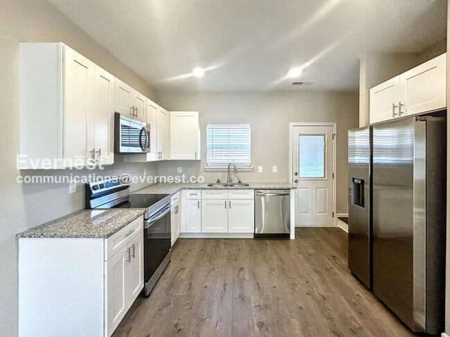 223 Tara Ct in Columbia, TN - Building Photo - Building Photo