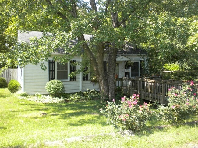 property at 817 N William St