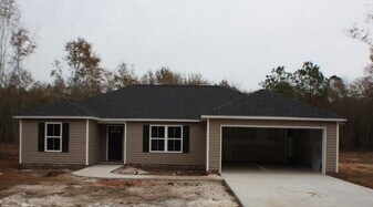 1165 Mayfield Dr in Sumter, SC - Building Photo