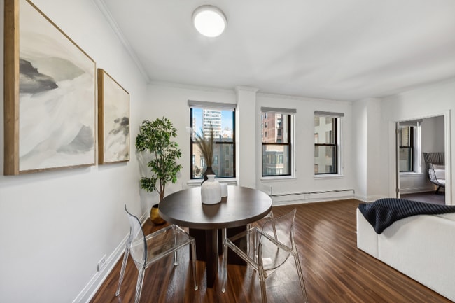 property at 164 E Chestnut St