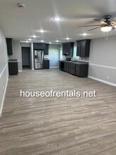 310 Prentice Ave in Carterville, IL - Building Photo - Building Photo
