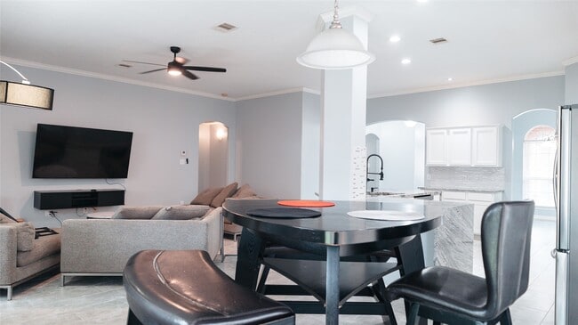 property at 12822 Ravens Chase Ln