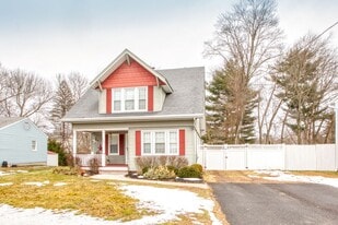 117 John Ave in Bristol, CT - Building Photo