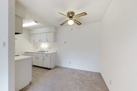 Sherwood Glen photo'