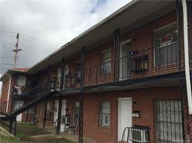 2053 Milam St in Shreveport, LA - Building Photo