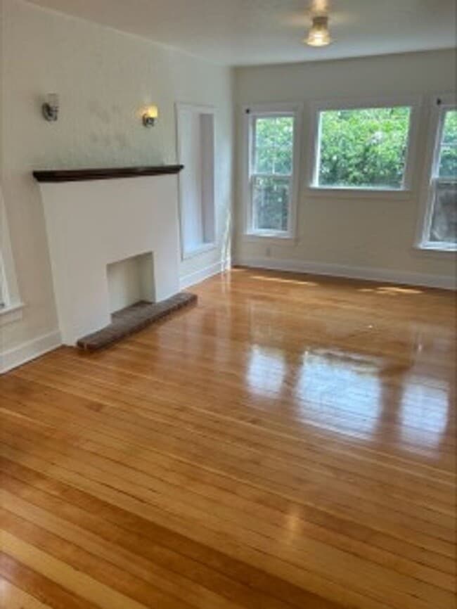 2351-2353 Ocean Ave in Los Angeles, CA - Building Photo - Building Photo