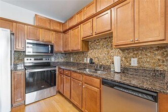2230 Cheshire Bridge Rd NE in Atlanta, GA - Building Photo - Building Photo